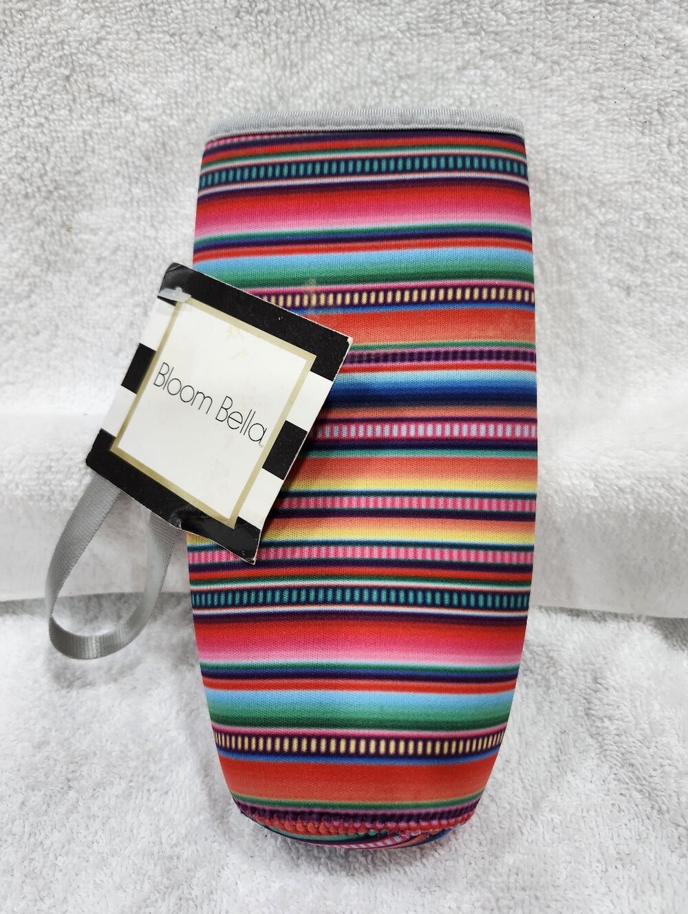Bloom Bella Southwest-style 16 oz Can Coolie